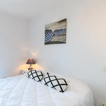 Zephyr-1 By Interhome Apartment